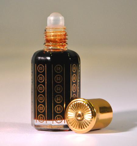 Dehnal Oud Cambodi 04